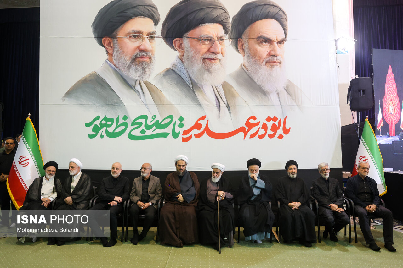 تصاویر: مراسم بزرگداشت چهلمین روز تدفین رهبر شهید انقلاب