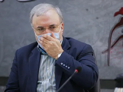 واکنش نمکی به اظهارات ملک زاده: با گفتن اینکه ۳۰ میلیون هموطن گرفتار گرونا شده اند و [دیگر]تراوشات، کار را در مدیریت کرونا سخت‌تر کردند