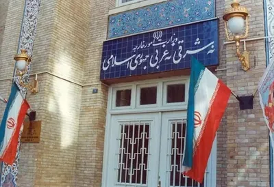 رد خبر مسئولیت شمخانی در پرونده هسته‌ای / وزارت خارجه: مسئولیت مذاکرات هسته‌ای همچون گذشته بر عهده وزارت خارجه است / هیچ تغییری در این خصوص ایجاد نشده / تعیین راهبرد مذاکراتی و انجام هماهنگی بین دستگاه‌های ذیربط همچنان توسط شورای عالی امنیت ملی صورت می‌گیرد