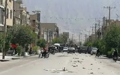پلیس: ۴۰ درصد دستگیرشدگان حوادث کازرون، سابقه کیفری دارند / آنها با برنامه‌ریزی دشمنان به اغتشاش دعوت شدند / برخی از این افراد از خارج از استان وارد کازرون شده ‏بودند / از آنها، کارد، قمه، شمشیر، تبر و سلاح گرم کشف شده