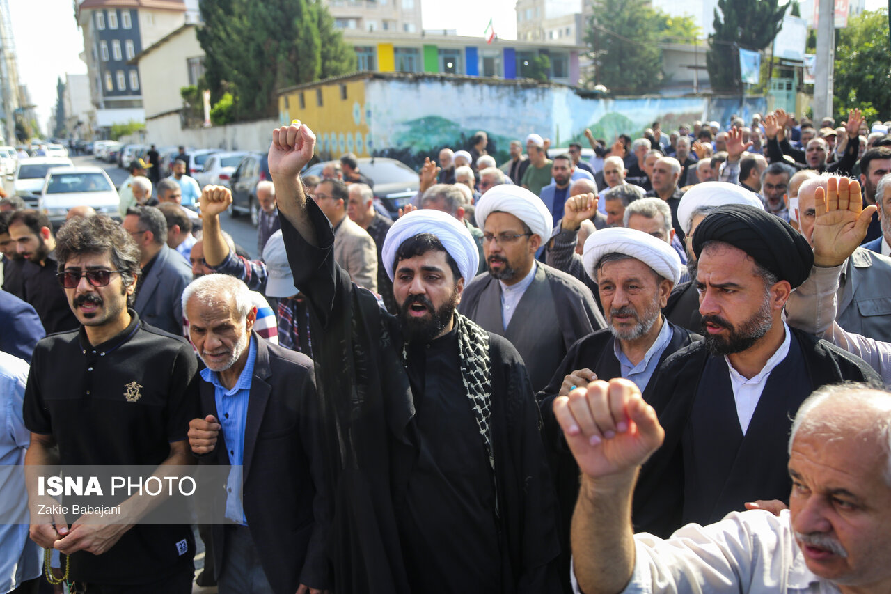 تصاویر: تشییع پیکر حجت‌الاسلام طاهری عضو جامعه روحانیت مازندران و امام جماعت مسجد امام حسن عسکری در ساری