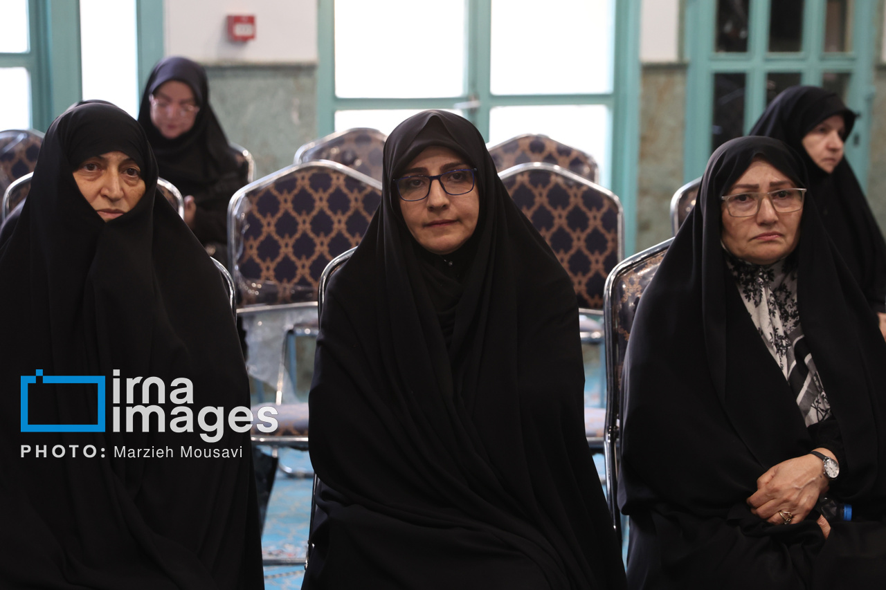 تصاویر: بزرگداشت شهید سیده بشری خامنه ای