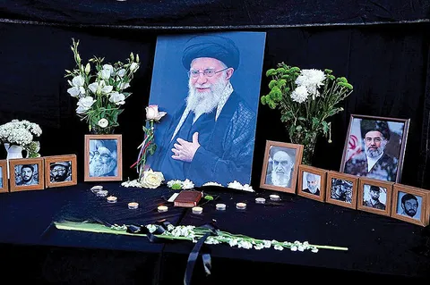 استاندار تهران: مراسم وداع با رهبر شهید انقلاب در مصلای تهران، از ساعت ۶ صبح سیزدهم تیر آغاز شده و تا ساعت ۲۰ چهاردهم ادامه خواهد داشت/ مراسم اصلی تشییع نیز روز پانزدهم تیر از ساعت ۶ صبح شروع می‌شود/ ۱۴ نقطه بزرگ برای اسکان موقت زائران در نظر گرفته شده/ برای جلوگیری از حوادث و ازدحام جمعیت، مسیر اصلی شامل خیابان دماوند، انقلاب، آزادی و میدان امام حسین در نظر گرفته شده