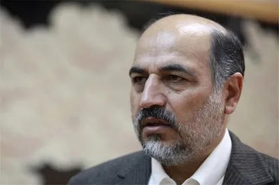 واکنش یک نماینده به ماجرای دریافت دناپلاس: برای رفتن به جاده های کوهستانی، شاسی بلند می‌خواهم / اگر این دنا پلاس را بفروشم با ۴۰۰ میلیون اضافه هم نمی توانم شاسی بلند بخرم / ما از جیب خودمان ماشین می خریم و این ماشین در ۴ سال اسقاط می‌شود؛ آیا درست است که این هزینه از جیب من نماینده پرداخت شود؟