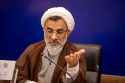 دبیر شورای عالی انقلاب فرهنگی: اصل مذاکره، حتی به صورت غیر مستقیم با آمریکا، پس از جنگ مورد تأیید رهبری بوده