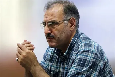 انتقاد شدید رمضان زاده، سخنگوی دولت خاتمی از ایجاد معاونت اقتصادی در وزارت آموزش و پرورش: می‌خواهید بنگاهداری کنید و چرتکه بیندازید؟
