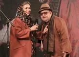 ببینید/ همسر اکبر عبدی: از این به بعد قدر کمدین‌ها را بدانیم/ اکبر عبدی همیشه زنده است