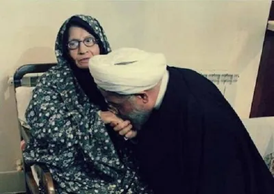 خاطرات حسن روحانی، شماره ۳: مادرم می‌گفت که در دوران شیرخوارگی من، هیچ‌وقت بدون وضو به من شیر نداده/ من صبح روز ۲۸ صفر ۱۳۶۸ قمری، مطابق با پنج‌شنبه ۹ دی ۱۳۲۷ متولد شدم