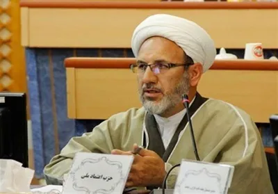 حق شناس و 5 نفر دیگر می گویند باید از کروبی عبور کنیم/ پذیرش استعفای کروبی، حزب اعتماد ملی را منحل می کند/ شورای مرکزی به هیچ وجه در شرایط فعلی نباید استعفا را بپذیرند