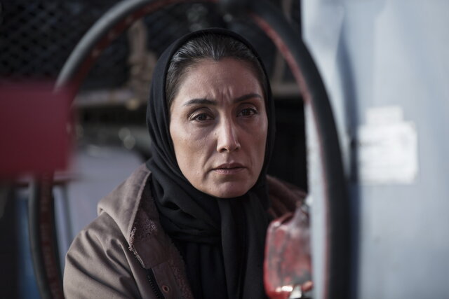 یک منبع آگاه نزدیک به هدیه تهرانی: هدیه در سلامت کامل به سر میبرد و هیچگونه مشکل جدی جسمانی ندارد یک منبع آگاه نزدیک به هدیه تهرانی: هدیه در سلامت کامل به سر میبرد و هیچگونه مشکل جدی جسمانی ندارد