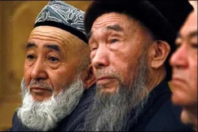 حمله شدید ترکیه به چین: کمپ‌های اجباری ایغورها را ببندید