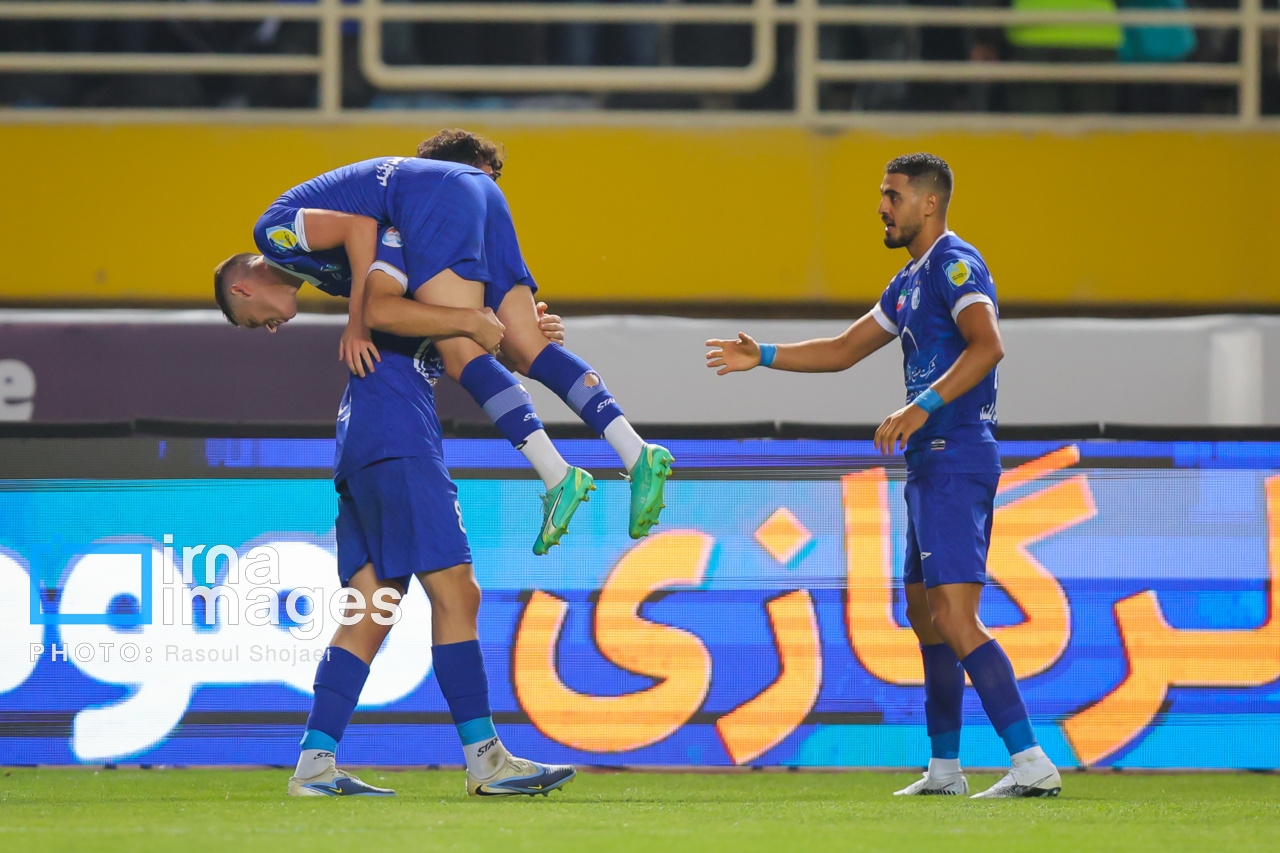 تصاویر: لیگ برتر فوتبال - پرسپولیس و استقلال (دربی ۱۰۷)