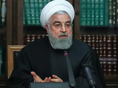 روحانی: اقلیت کوچکی هستند که  صبح تا شب راجع به آمارها تردید می‌کنند؛ اینها بلندگوی بیگانگان شده اند / کاسبان تحریم، کاسبان کرونا شده‌اند / در زمینه کیت‌های تشخیص کرونا و آنتی بادی، می‌توانیم صادر کننده باشیم / اگر فکر کنیم در مبارزه با کرونا کار را تمام کرده ایم، حتما ضرر می‌کنیم / بازگشایی‌های تدریجی، ضرورت کشور بود / خروج غیرضروری از خانه همچنان مخالف پروتکل‌های بهداشتی است / دارویی برای کرونا بهتر از اعتماد مردم نیست