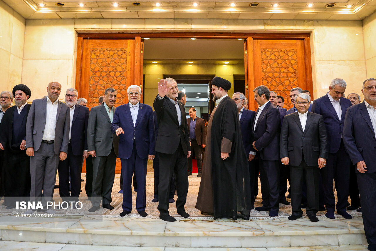 تصاویر: مراسم تجدید میثاق اعضای دولت با آرمان‌های امام راحل
