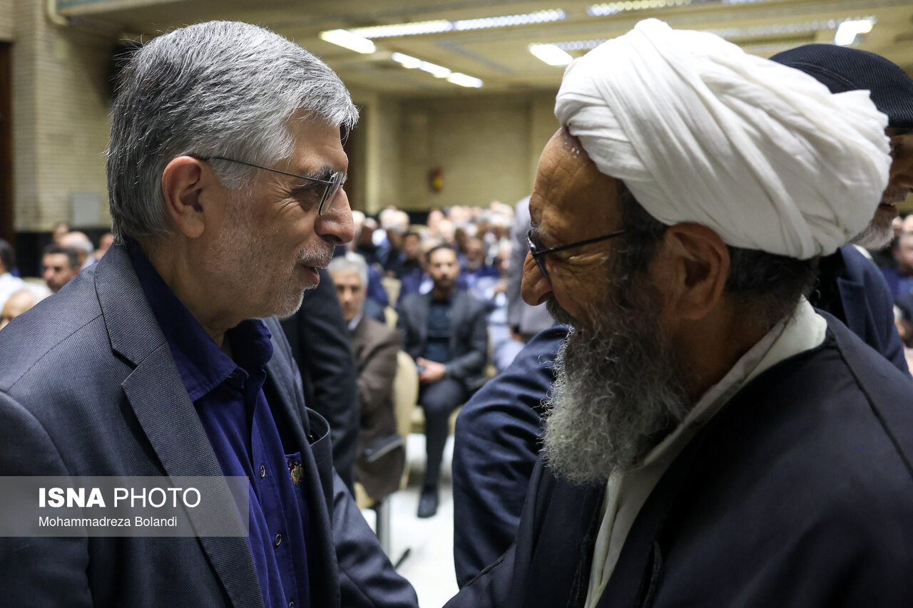 تصاویر: مراسم ختم «احمد ناطق نوری»
