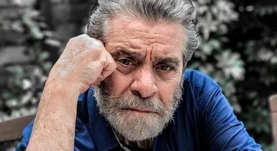 بهروز وثوقی و تیغ برهنه ی حضرت عباس