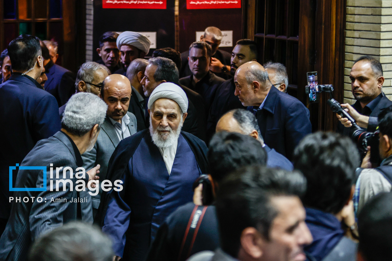 تصاویر: مراسم ختم خواهر عراقچی، وزیر خارجه
