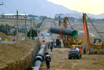 سخنگوی صنعت آب: امیدواریم ظرف چند روز آینده، دو و نیم متر مکعب آب را از طالقان به تهران منتقل کنیم/ از تنش آبی به بحران رسیده‌ایم/ در تهران و سایر کلان شهرها، برنامه‌ریزی برای آبرسانی با تانکر در دستور کار نیست/ حتی برنامه‌ای پیرامون استفاده از تعطیلات در دستور کار ما وجود ندارد