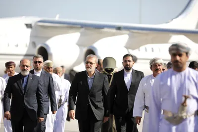 آسوشیتدپرس: علی لاریجانی در سفر به عمان، احتمالاً پاسخ ایران به دور اول مذاکرات با آمریکا را منتقل خواهد کرد