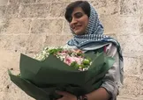 الهه محمدی جایزه خود را به روزنامه‌نگاران فلسطینی تقدیم کرد