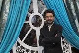 ویدیو/ چهره‌های شاخص به تلویزیون نیامدند؛ صداوسیما، سعدی و حافظ را گریم کرد و به تلویزیون آورد!