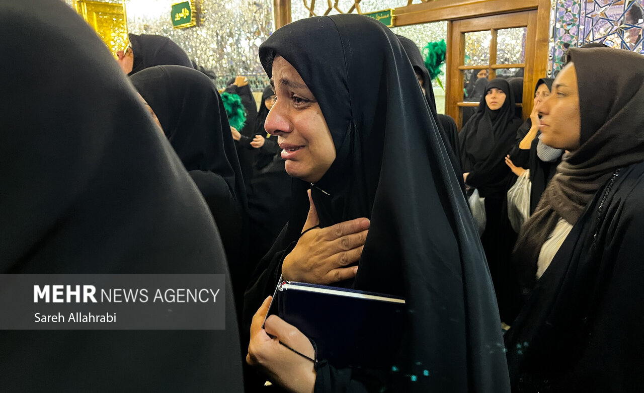 تصاویر: تشرف زائران به رواق دارالذکر برای زیارت مزار رهبر شهید انقلاب