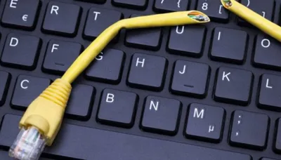 اتاق بازرگانی: اینترنت تجار و بازرگانان هنوز وصل نشده / صرفا چند سیستم در اتاق ایران قرار داده شده که عملاً برای این حجم از تجار، قابل استفاده نیست/ در چنین شرایطی واقعا ارتباط با شرکا و مشتریان خارجی سخت و بخشی از تجارت مختل شده