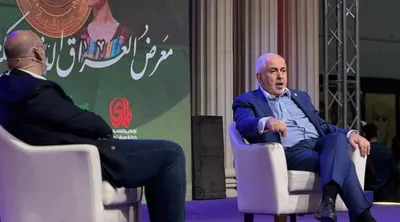 ظریف: چطور آمریکایی هستم وقتی خود آمریکا مرا تحریم کرده؟ / زمانی فردی گفت که ما باید چهار پایتخت عربی را تحت کنترل درآوریم، شهید سلیمانی بسیار عصبانی بود و گفت که این یک سخن بسیار احمقانه است
