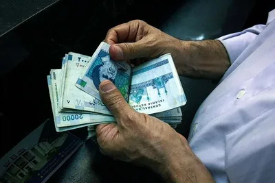 حاجی‌بابایی، نایب رئیس مجلس: افزایش حقوق سال آینده کارکنانِ با دریافتی‌های پایین، حتی تا ۵۰ درصد پیش‌بینی شده/ حقوق‌های تا حدود ۴۰ میلیون تومان هم مشمول افزایش می‌شوند