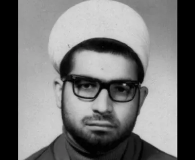 خاطرات حسن روحانی، شماره ۱۶: اواخر شهریور ۱۳۳۹ رسما وارد حوزه‌ی علمیه‌ی سمنان شدم