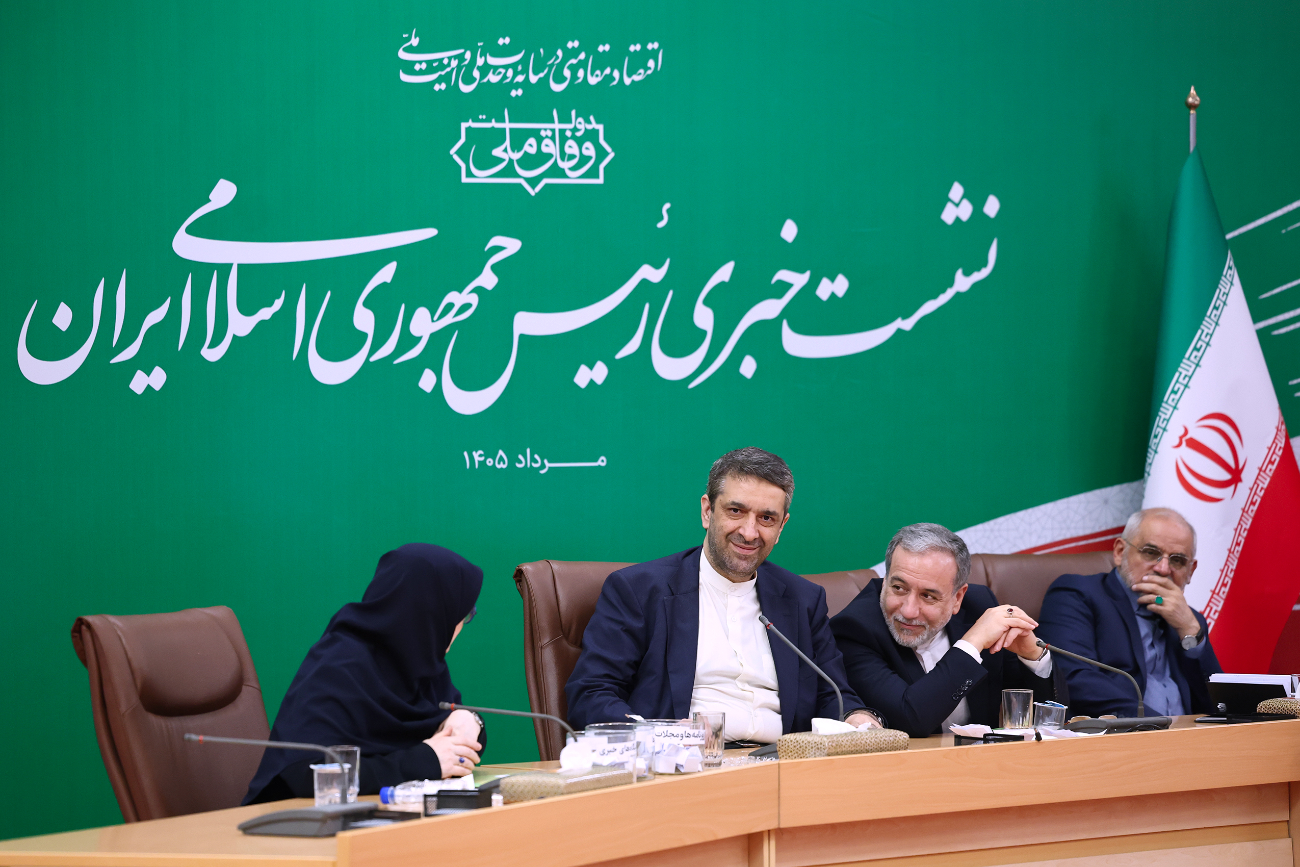 تصاویر: نشست خبری پزشکیان با جمعی از اصحاب رسانه