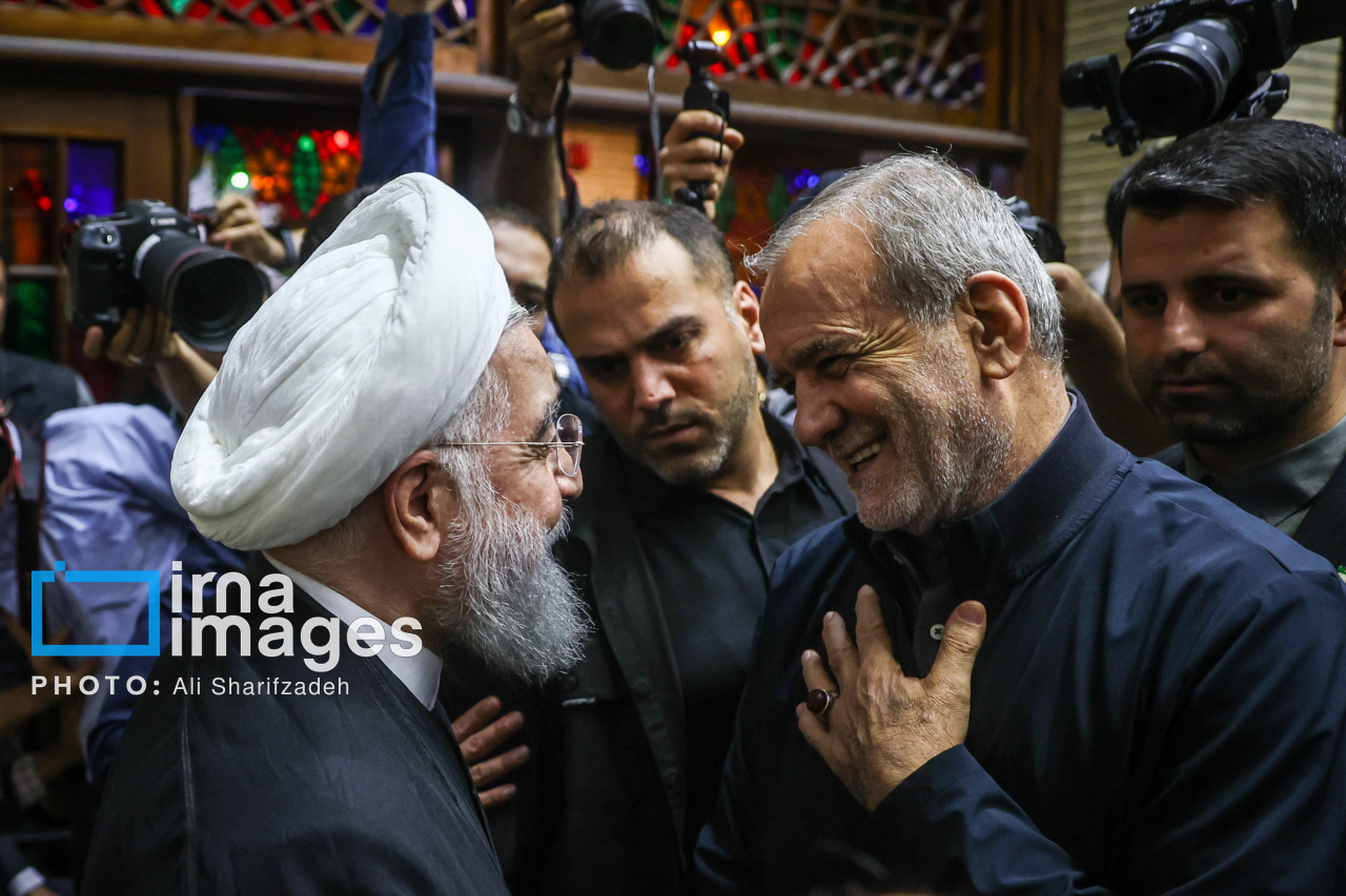 تصاویر: مراسم ختم «احمد ناطق نوری»