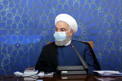 روحانی: به دور از شعارهای تخیلی، برای حل مشکلات تلاش می‌کنیم / راه‌حل‌ها نباید برگرفته از نگاه رویایی و فارغ از حقایق اقتصادی کشور باشد