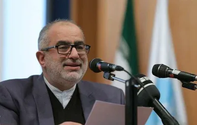 واکنش آشنا، مشاور پیشین روحانی، به برکناری معاون پارلمانی دولت توسط پزشکیان: همیشه مراقب «انتقام احتمالی» فرد معزول باشید