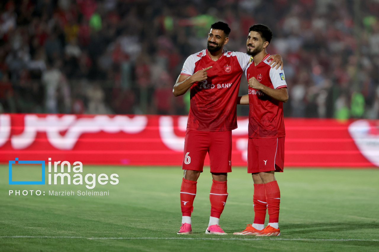 تصاویر: دیدار تیم‌های پرسپولیس و استقلال خوزستان