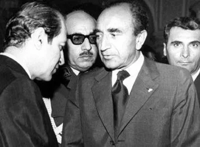 یادداشت‌های علم، یکشنبه ۱۸ آبان ۱۳۴۸: سفیر انگلیس درمورد جزایر سه گانه و قول و قرار‌ها چه گفت؟