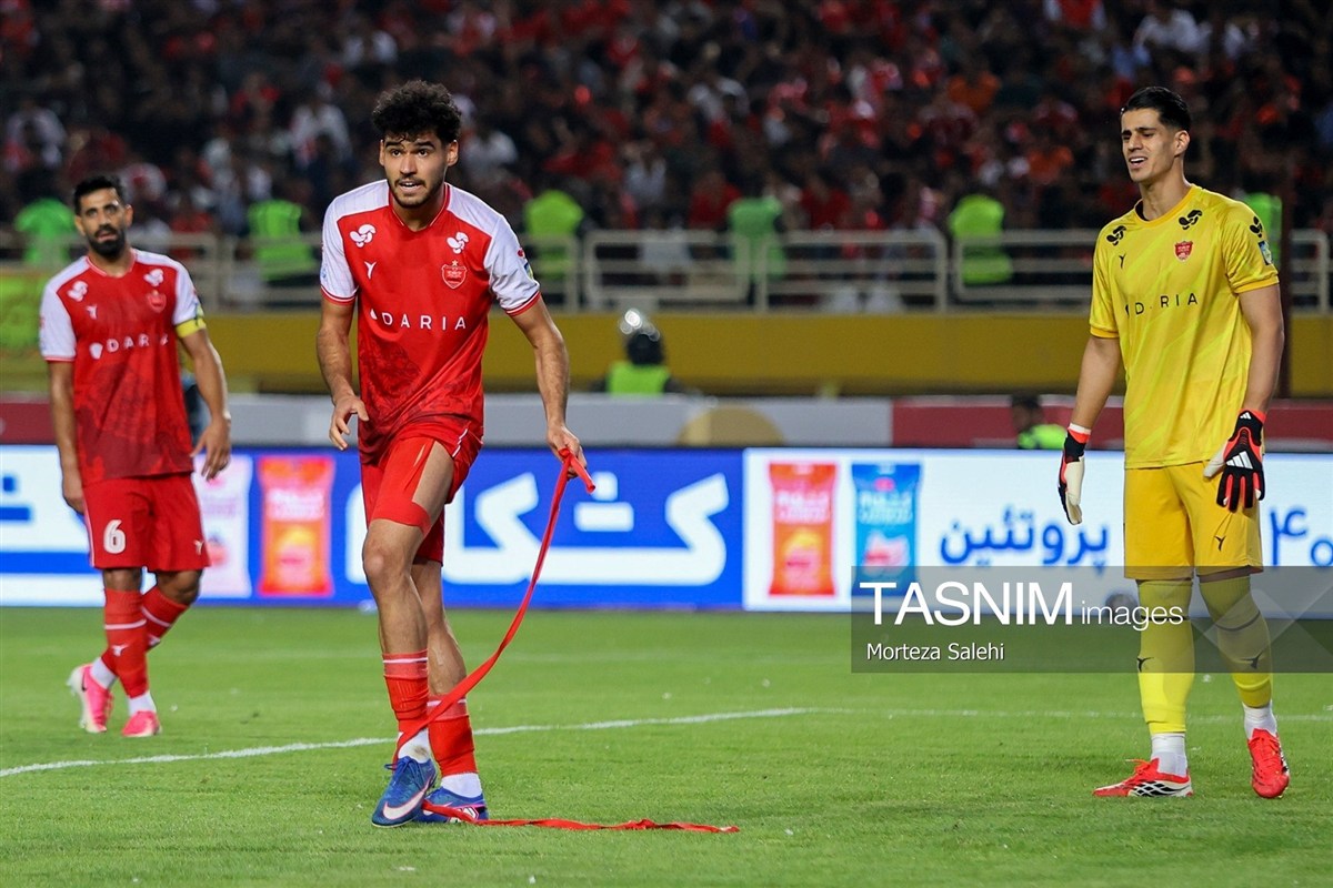 تصاویر: لیگ برتر فوتبال - پرسپولیس و استقلال (دربی ۱۰۷)