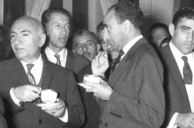 یادداشت‌های علم، پنجشنبه ۲۰ شهریور ۱۳۴۸: فرمولی در مورد بحرین که مورد تایید شاه قرار گرفت / شاه درمورد ماجرای جزایر سه گانه چه گفت؟