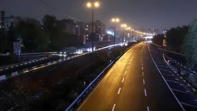 سخنگوی کمیسیون انرژی مجلس می گوید قطعی برق حداقل تا یک ماه دیگر ادامه دارد