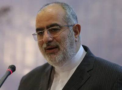 آشنا: اختلال در سامانه‌های سیاستگذاری کشور خطرات ملی دارد نه ثمرات جناحی / دولت روحانی می‌رود، شما می‌مانید و مردم / آن‌ که باد می‌کارد طوفان درو می‌کند