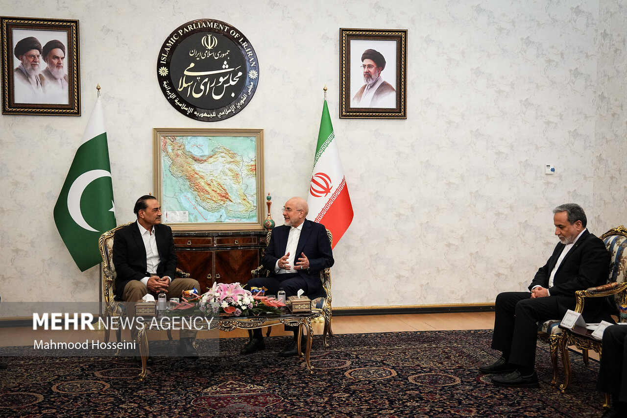 تصاویر: دیدار عاصم منیر فرمانده ارتش پاکستان با قالیباف