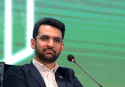 طعنه‌ی آذری جهرمی به انتشار نتایج ادعایی یک نظرسنجی در رسانه‌های حامی دولت: مجموع آرا ۱۴۲ درصد شده؛ می‌پرسید چطور؟ حق دارید، آموزش ندیده اید...