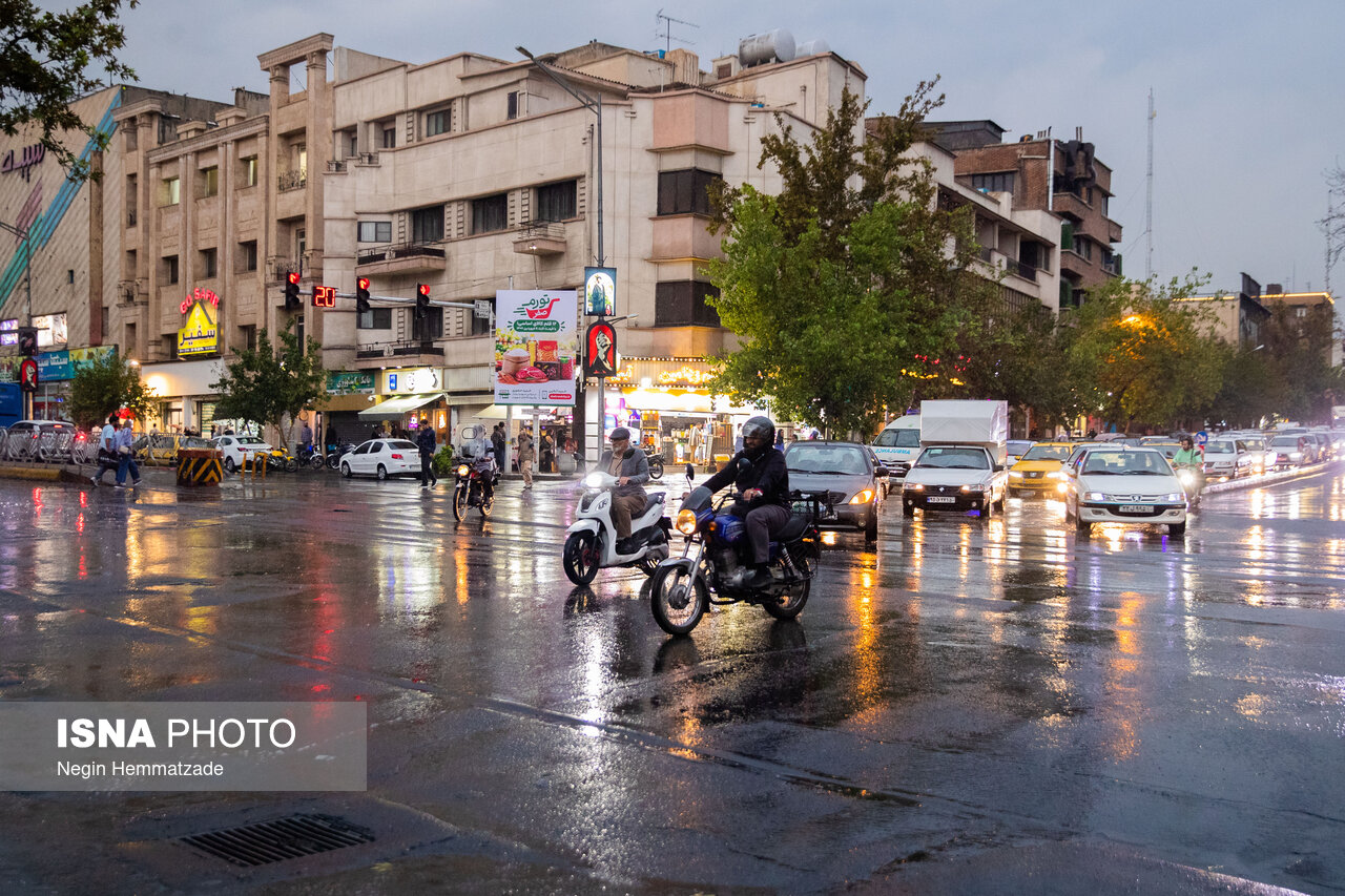 تصاویر: باران ۱۱ مهر ۱۴۰۵- تهران