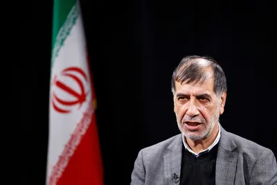 باهنر: محسن رضایی همه‌کاره مجمع است / یکی دو دفعه، بحث‌هایی درباره احمدی‌نژاد شد و یک بار هم در حضور خود او، تذکرهایی داده ‌شد