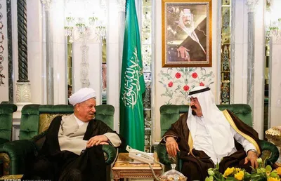 خاطرات آیت الله هاشمی رفسنجانی، ۱۶ آذر ۱۳۷۷: آقاى [محمد]مختارى شاعر مفقود شده / به آقاى خاتمى گفتم، به طور جدى با سعودى‌ها وارد مذاکره شود؛ گفتم اگر نشود، خودم اقدام خواهم کرد