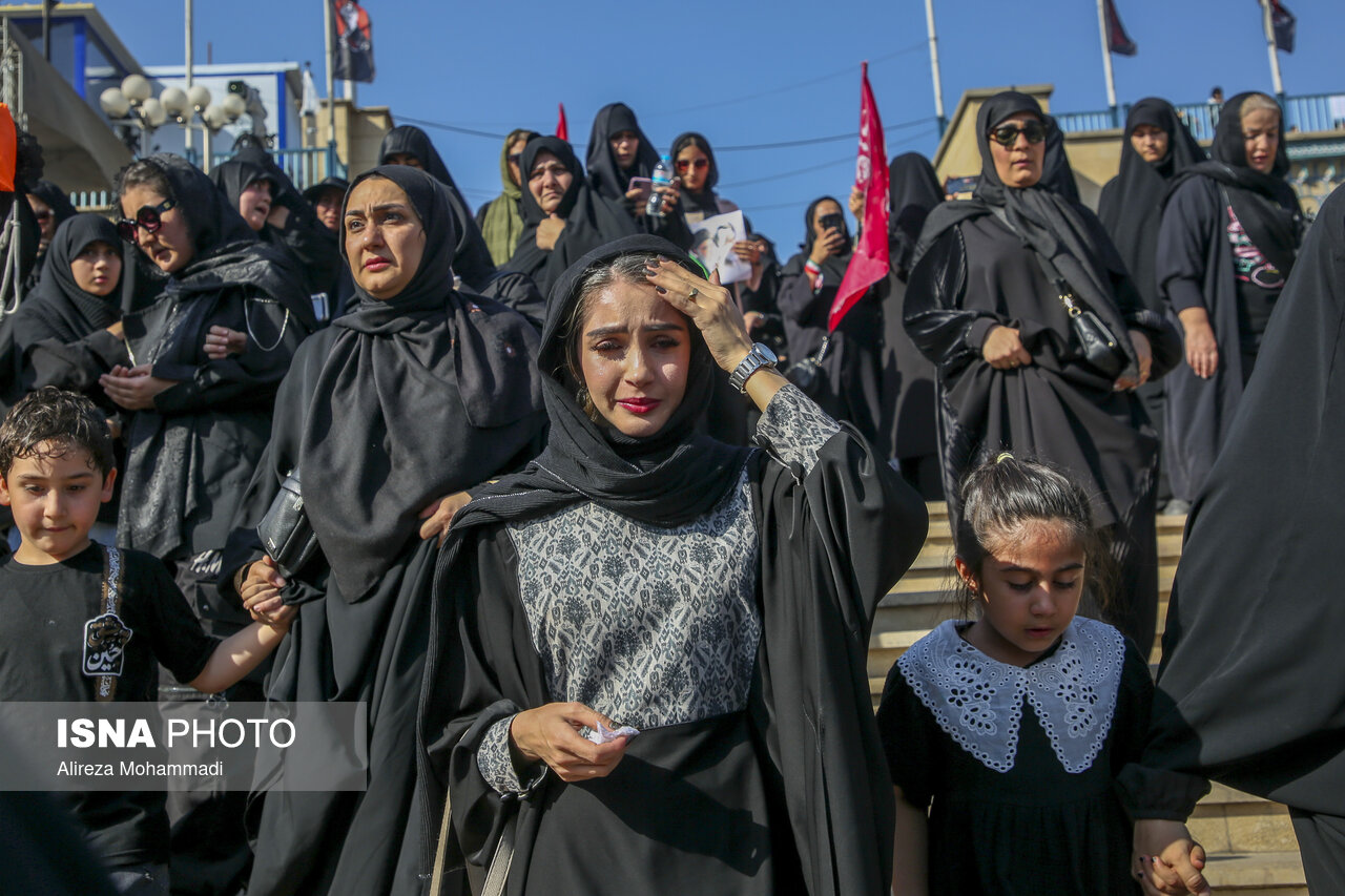 تصاویر: دومین روز مراسم وداع با رهبرشهیدانقلاب
