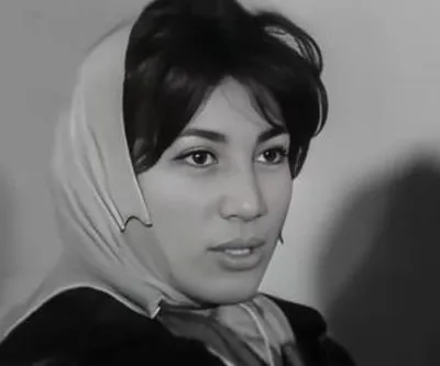 تنها فیلمی که «فروغ فرخزاد» در آن بازی کرد و «جلال آل احمد» نقشی را نپذیرفت