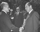 یادداشت‌های علم، سه شنبه ۴ اردیبهشت ۱۳۵۲: آبروی نیکسون بر سر مسأله [واترگیت] در خطر است