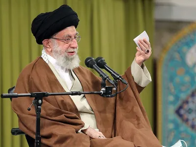 رهبر انقلاب: مجلس خبرگان حساس‌ترین مجمع نظام است / این مجلس باید تضمین کند که رهبری وجود دارد و شرایط رهبری محفوظ است / دیگر از این مهمتر واقعاً برای نظام چیست؟