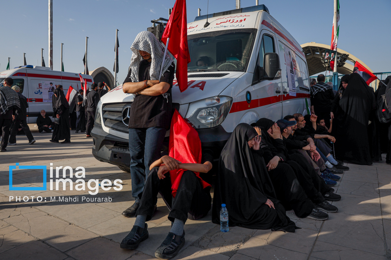 تصاویر: نخستین روز مراسم وداع با رهبر شهید انقلاب